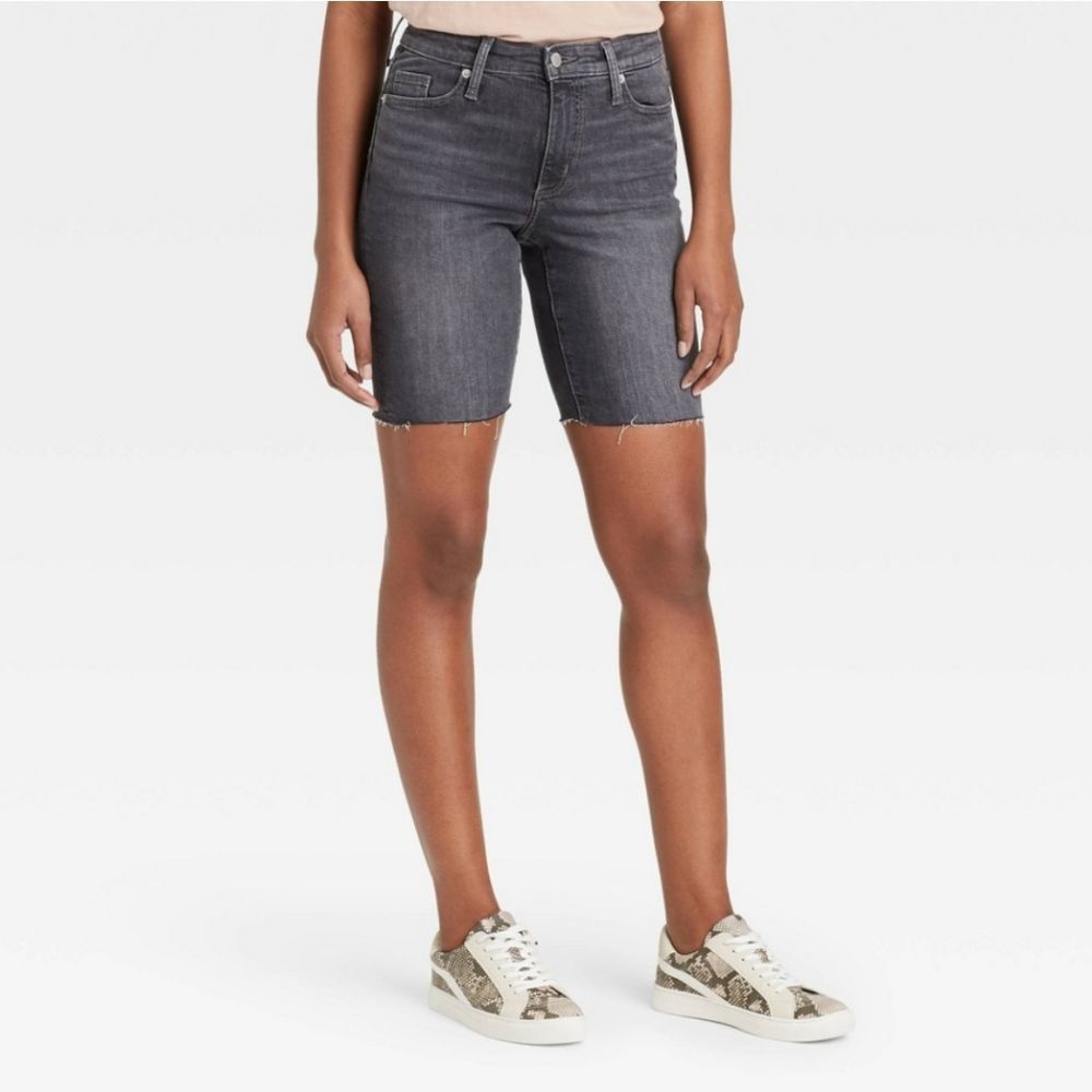 Universal Thread High Rise Bermuda Jean Shorts 00 New